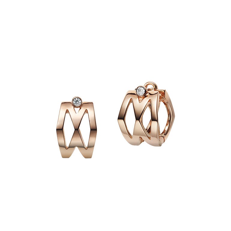 M Signature ピアス