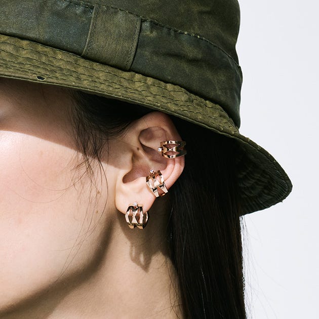 LOOK BOOK of 6 women